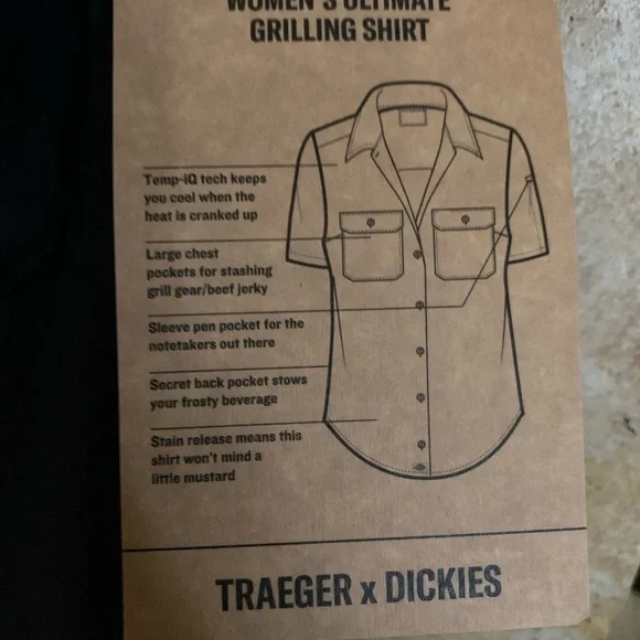 Traeger x Dickies Women's Ultimate Grilling Shirt - Picture 12 of 16
